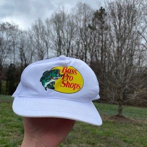 White bass pro shops snapback hat